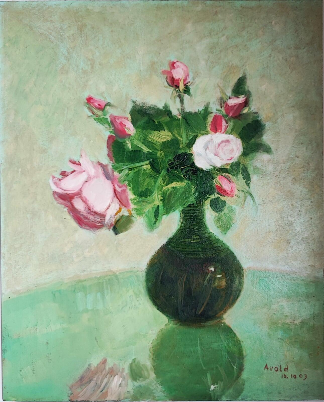 rosa Rosen in gruener Vase